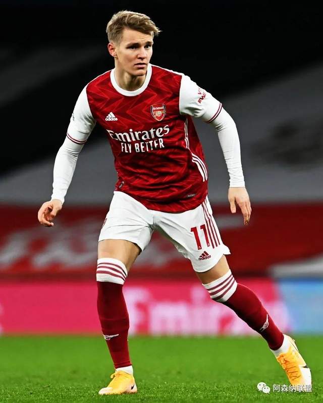 斗鱼×黄鹤楼裸眼3D先导片震撼发布，拉开斗鱼9周年鱼乐盛典序幕