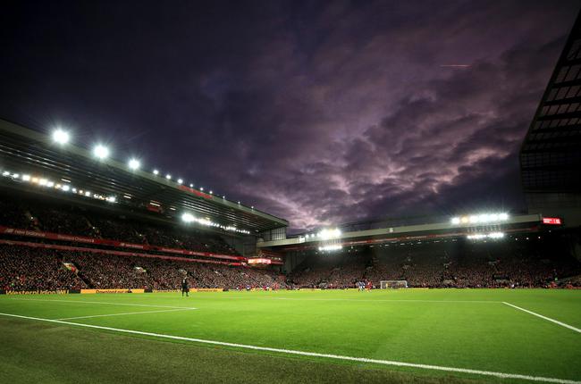 马赛5-1尼斯暂登顶法甲 格林伍德双响奥巴梅扬一射两传