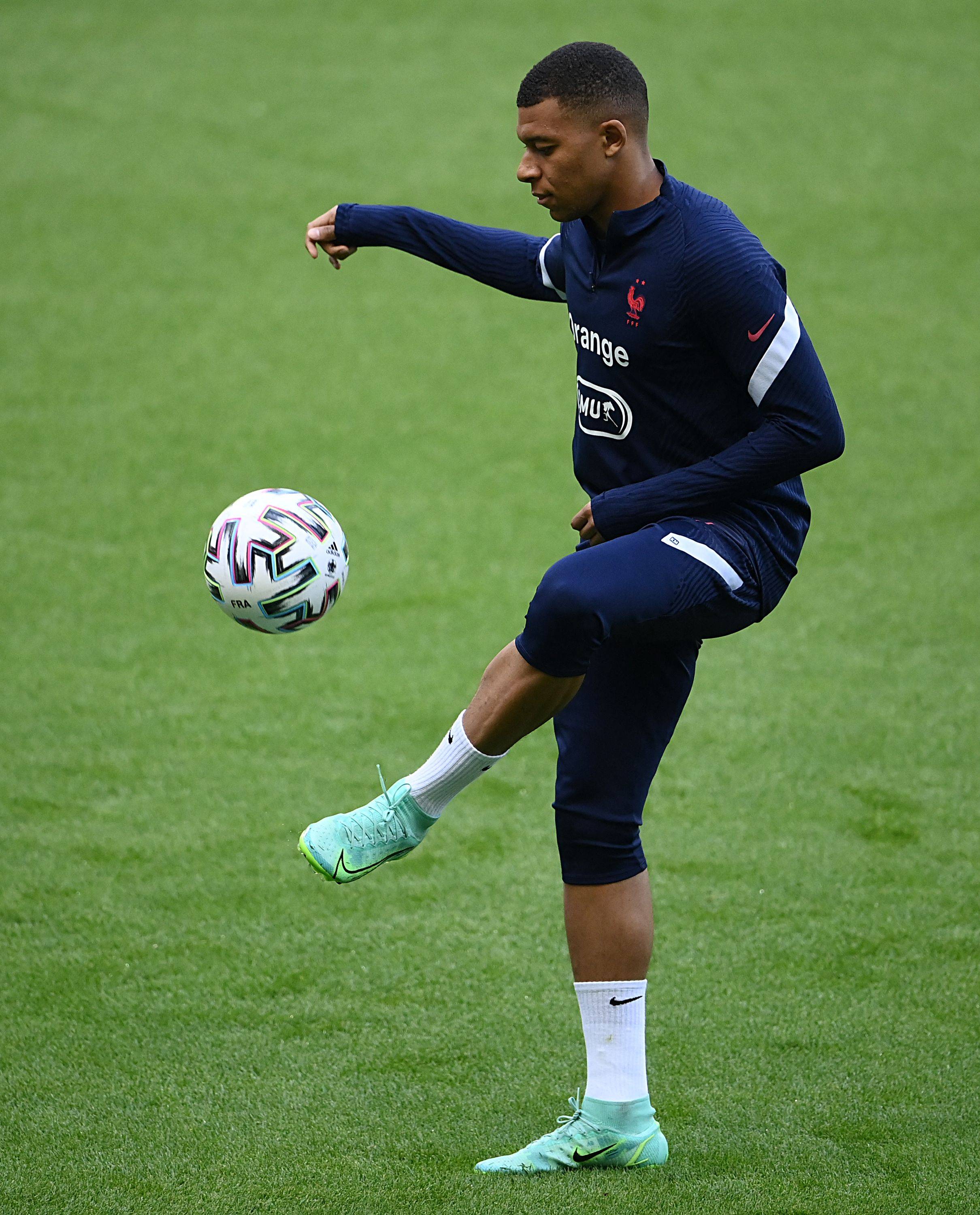 第二节奠定胜局 深圳主场大胜吉林