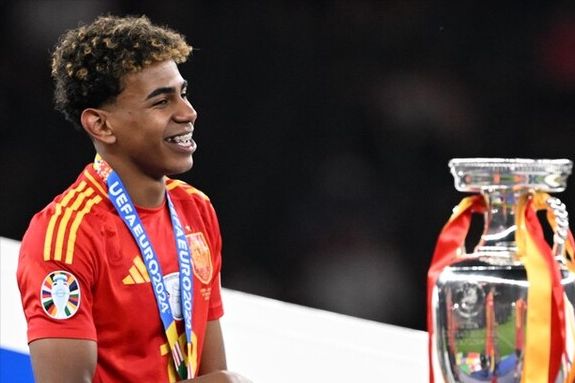 NBA-莱昂纳德32分詹姆斯空砍36分 湖人不敌快船